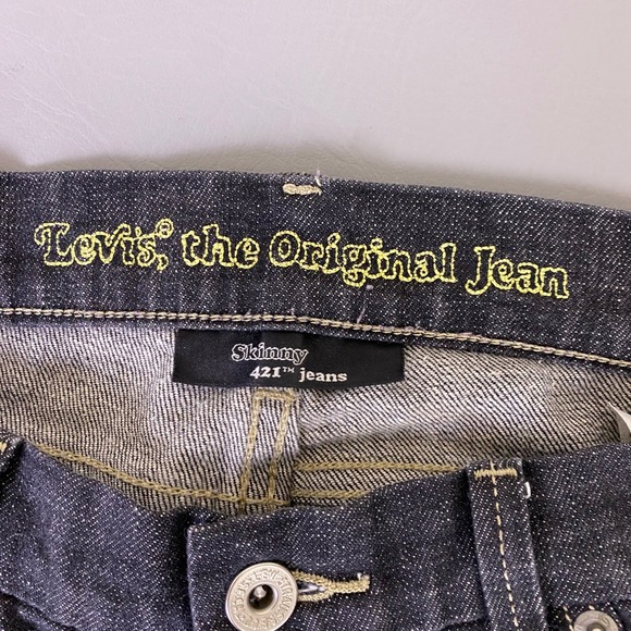 Levis 421 Skinny Jeans Women's W30 Black Dark Wash Distressed Indigo Low Rise - Picture 3 of 16